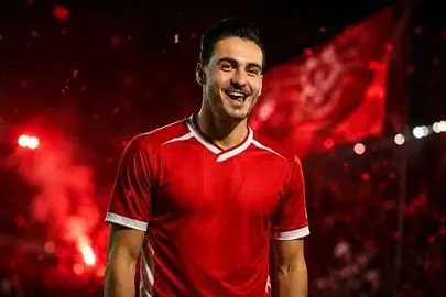 پرسپولیس یک مهاجم جوان جذب کرد؛ کسری طاهری به جمع سرخ‌ها پیوست