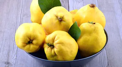 به در بارداری : مصرف میوه به خام در بارداری چه خواصی دارد ؟
