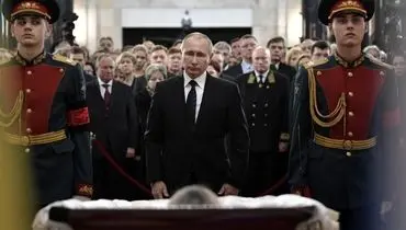 ادای احترام پوتین به سفیر کشته شده روسیه