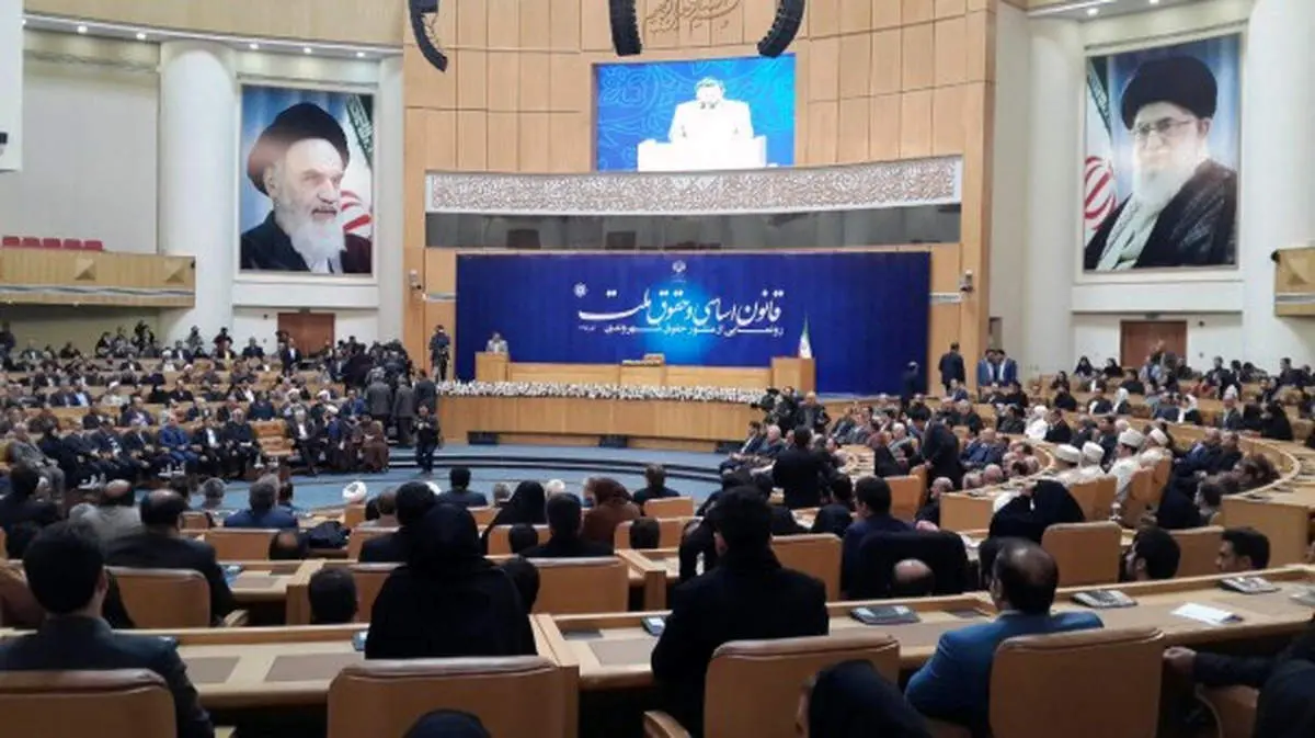 هیچ‌کس از قانون مستثنی نیست
