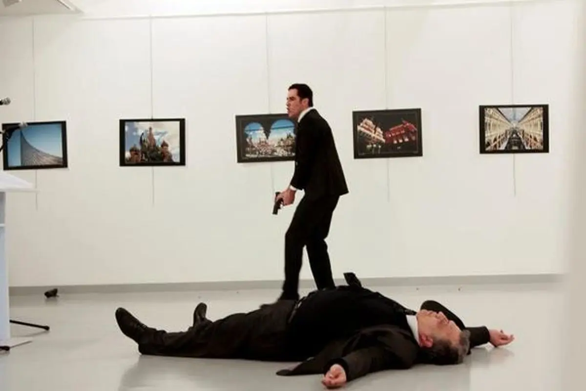 همه چیز درباره ترور سفیر روسیه در ترکیه +عکس و فیلم
