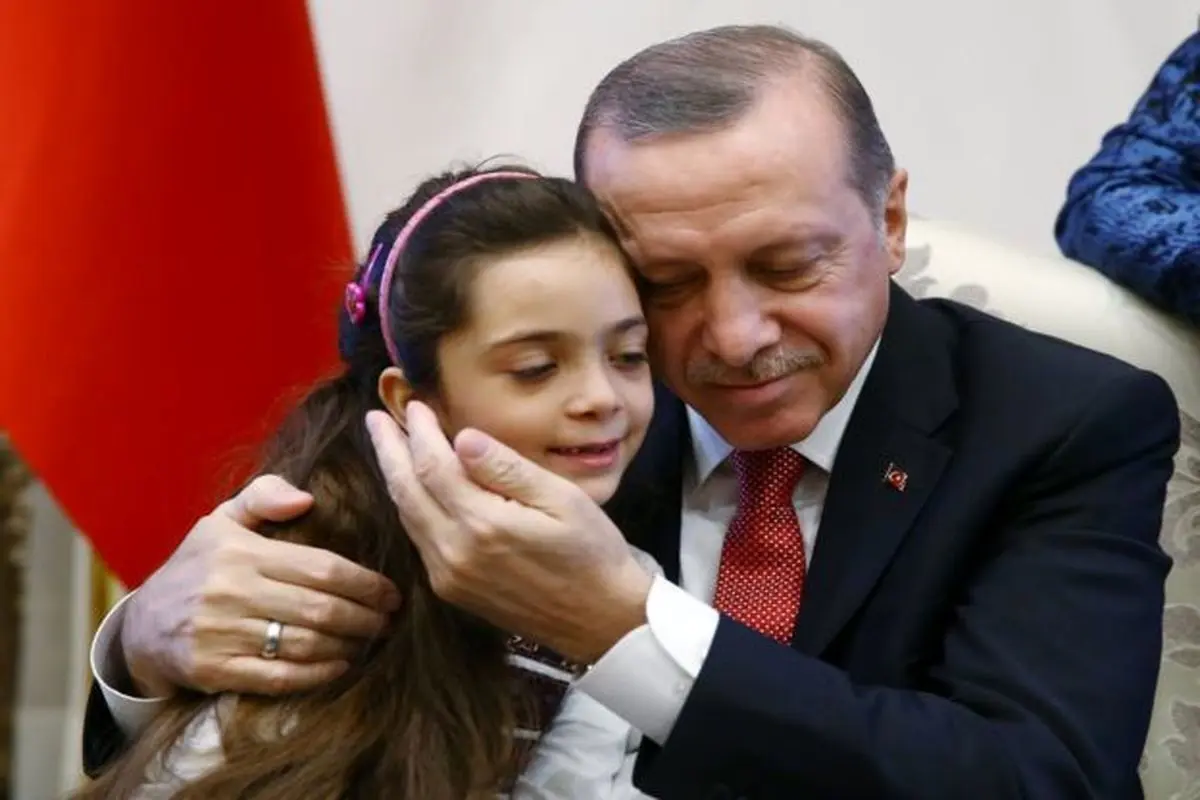 دخترک معروف سوری و ژست بموقع اردوغان!+عکس