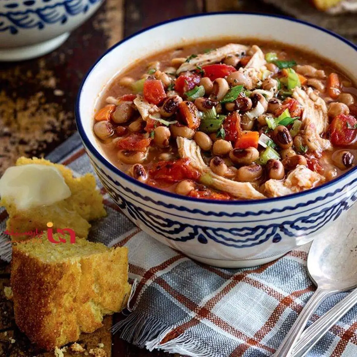 این خوراک خوشمزه با لوبیا چشم بلبلی را از دست ندهید