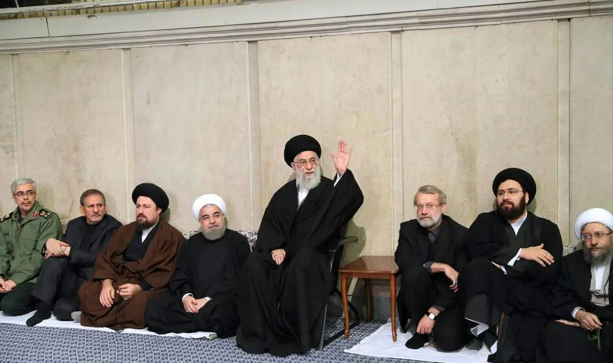 مراسم بزرگداشت یار دیرین امام و رهبری به میزبانی رهبر انقلاب+عکس