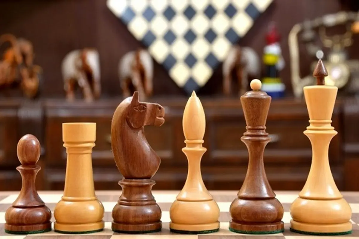 شطرنج روسی با مهره‌های چینی