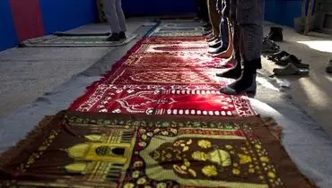 نماز جمعه مهاجران افغان در یونان