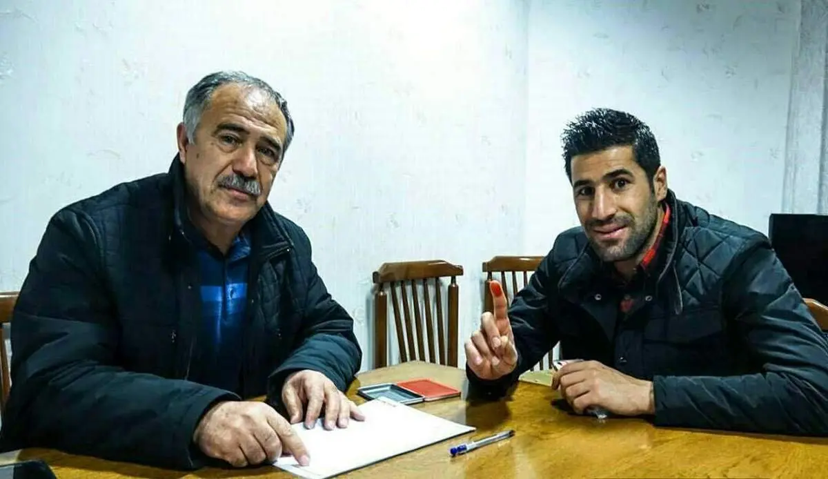 بیکزاده رسما به تراکتورسازی پیوست + عکس