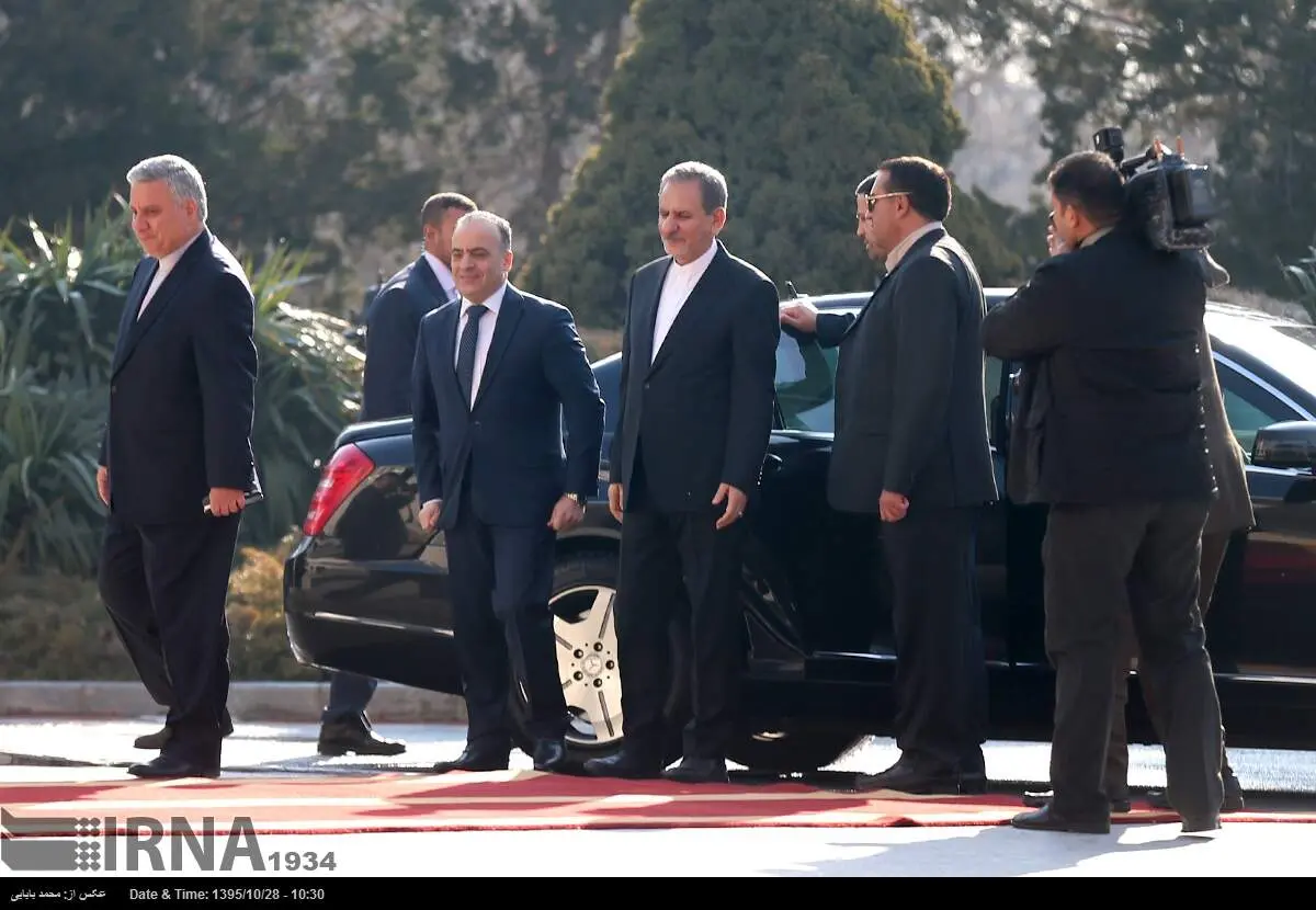جهانگیری در کنار نخست وزیر سوریه
