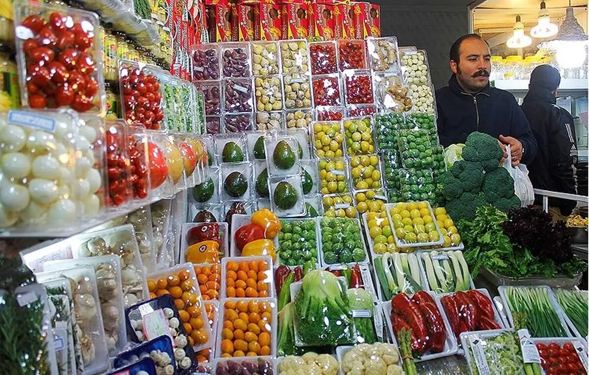آغازجنگ میوه ای تولیدکنندگان وتجار/حرکت زیرپوستی واردکنندگان!