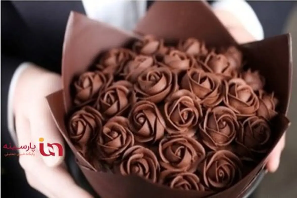 ایده دیزاین کیک با رزهای شکلاتی+عکس
