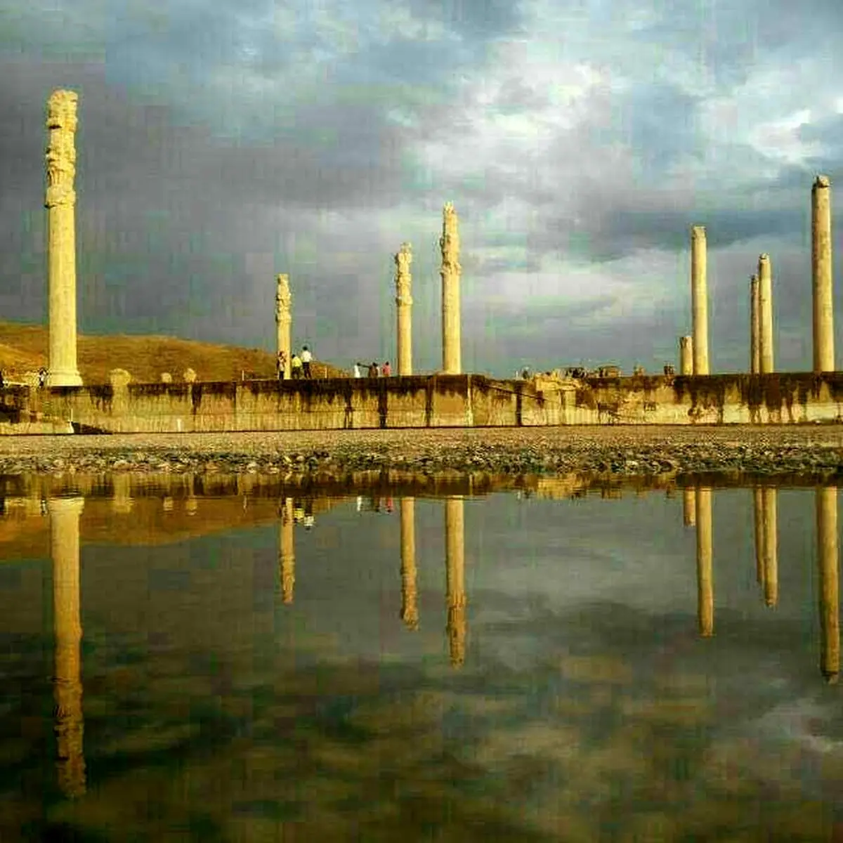 تختجمشید روی آب/عکس