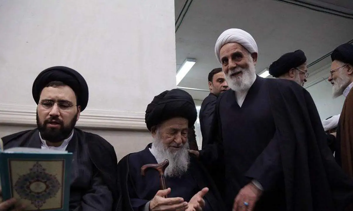 ناطقنوری و سیدعلی خمینی در مراسم ترحیم حجتالاسلام قرهی/عکس