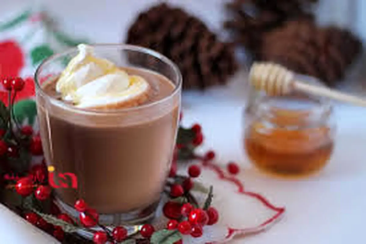 شیر عسل شکلاتی، یک نوشیدنی دلچسب زمستانی