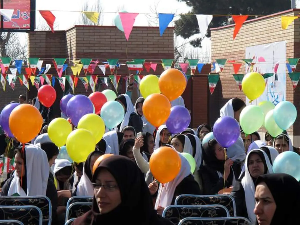 نگاه ویژه رهبر انقلاب به پناهجویان و تقدیر از رفتار «نمونه» ایران