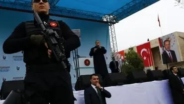 محافظان مسلح اردوغان در سخنرانی عمومی/عکس