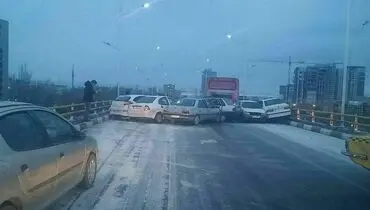 تصادف زنجیره ای در تبریز/عکس