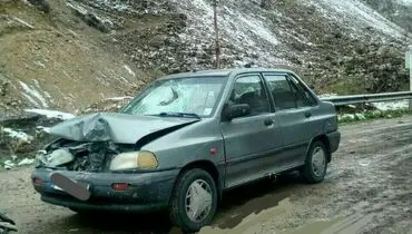 ریزش کوه در جاده هراز حادثه آفرید +عکس