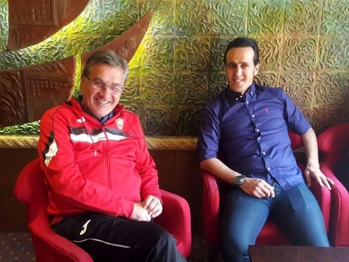 تصویری از حضور جادوگر در اردوی پرسپولیس