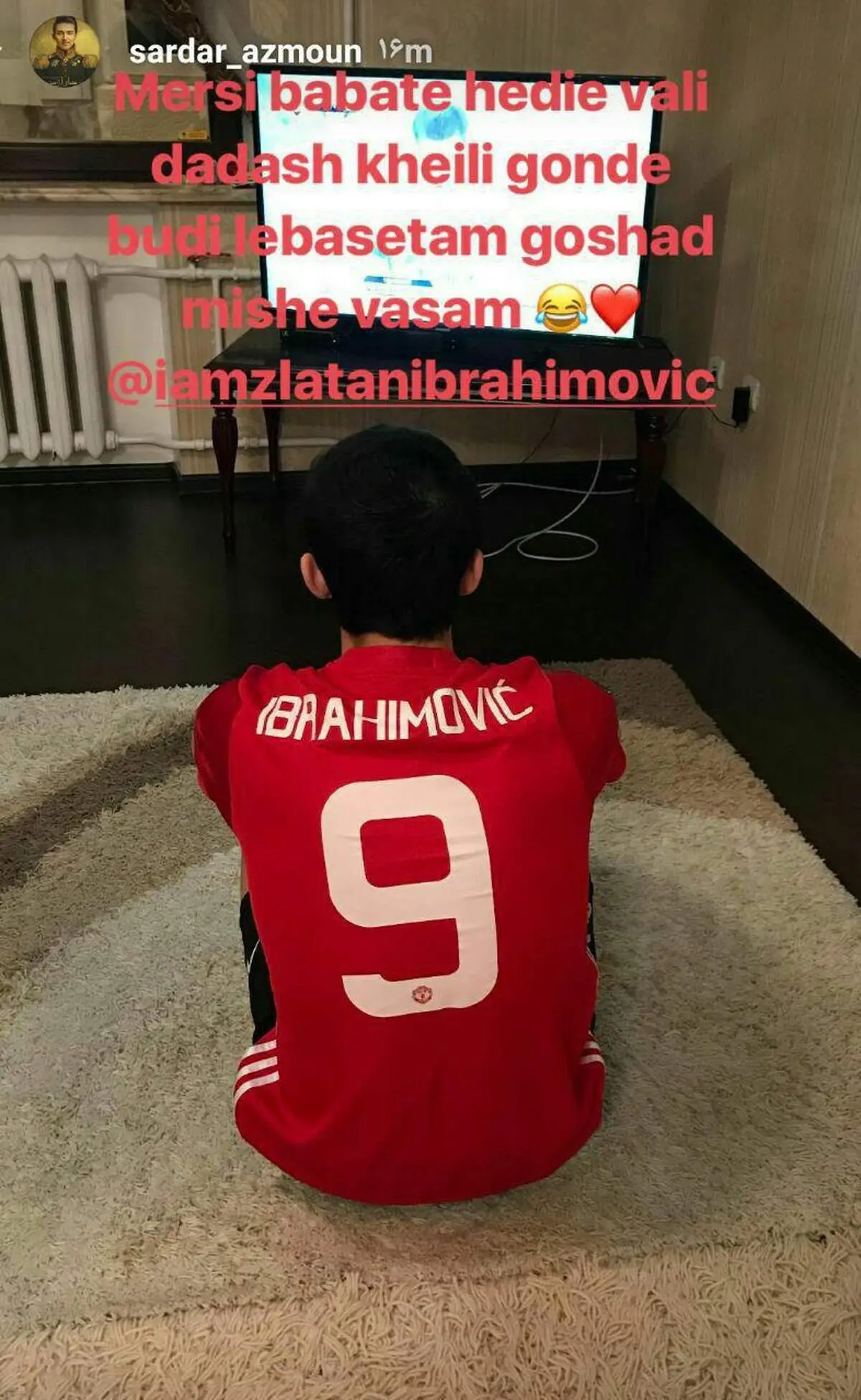 هدیه زلاتان به سردار‌آزمون!+عکس
