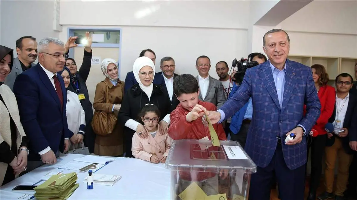موافقان تغییر قانون اساسی یک گام تا پیروزی!