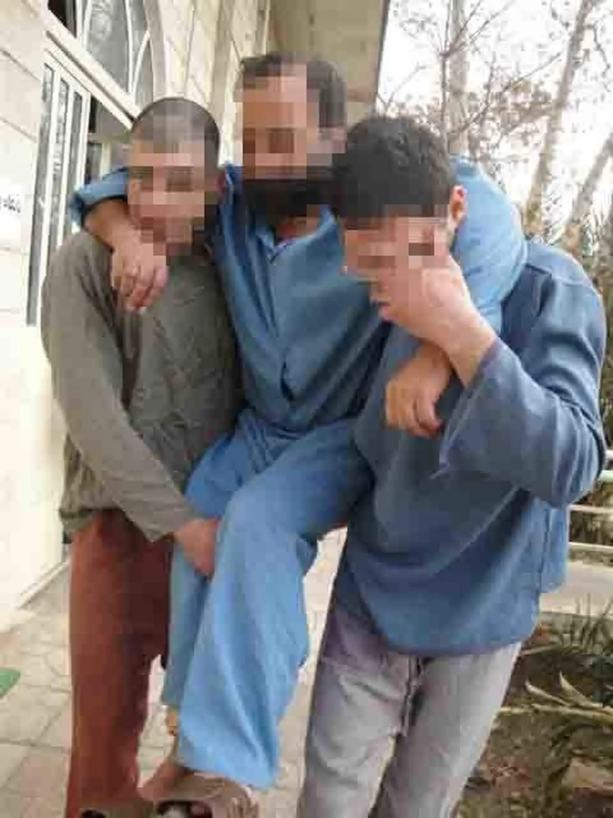 دستگیری زورگیران دانشجوی هنر +عکس