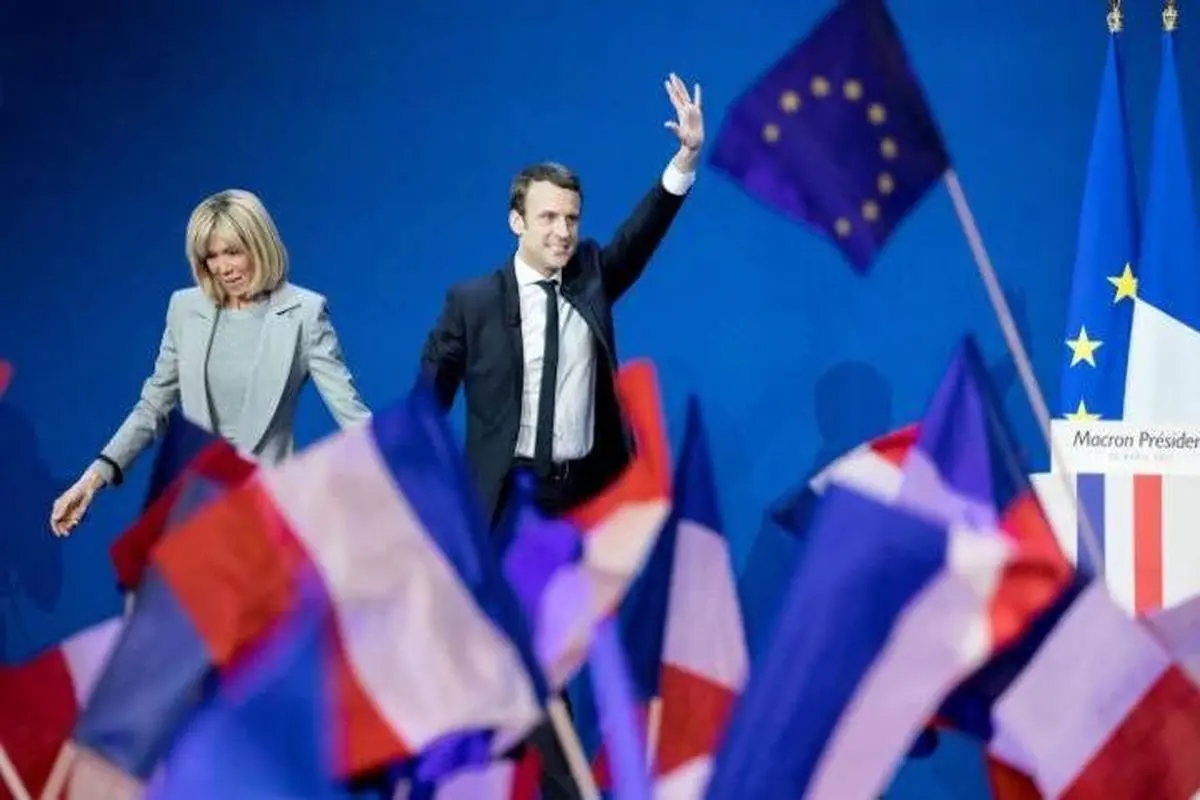 نامزد انتخابات فرانسه و همسری که ۲۴ سال از او بزرگتر است