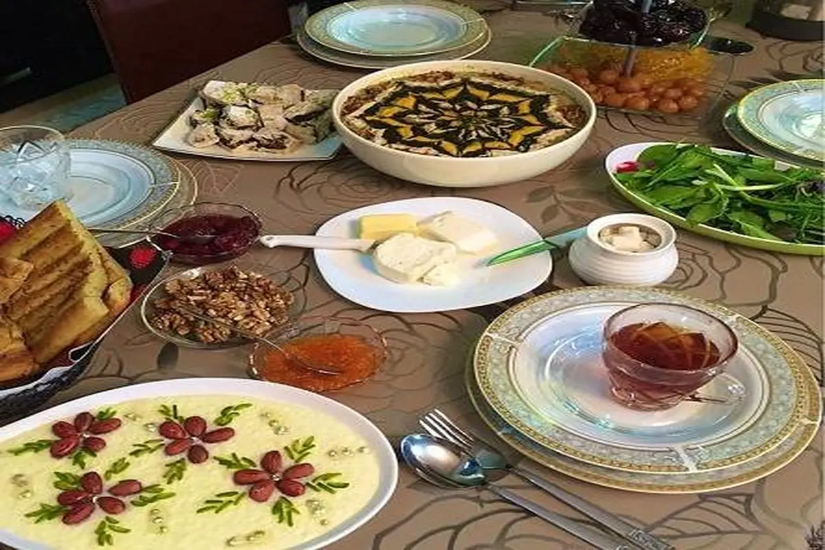یک آش سبزی شیرازی اصیل درست کنید