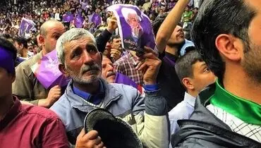 اهداي يك دستگاه وانت تندر ايران خودرو به «ميرزا آقا»