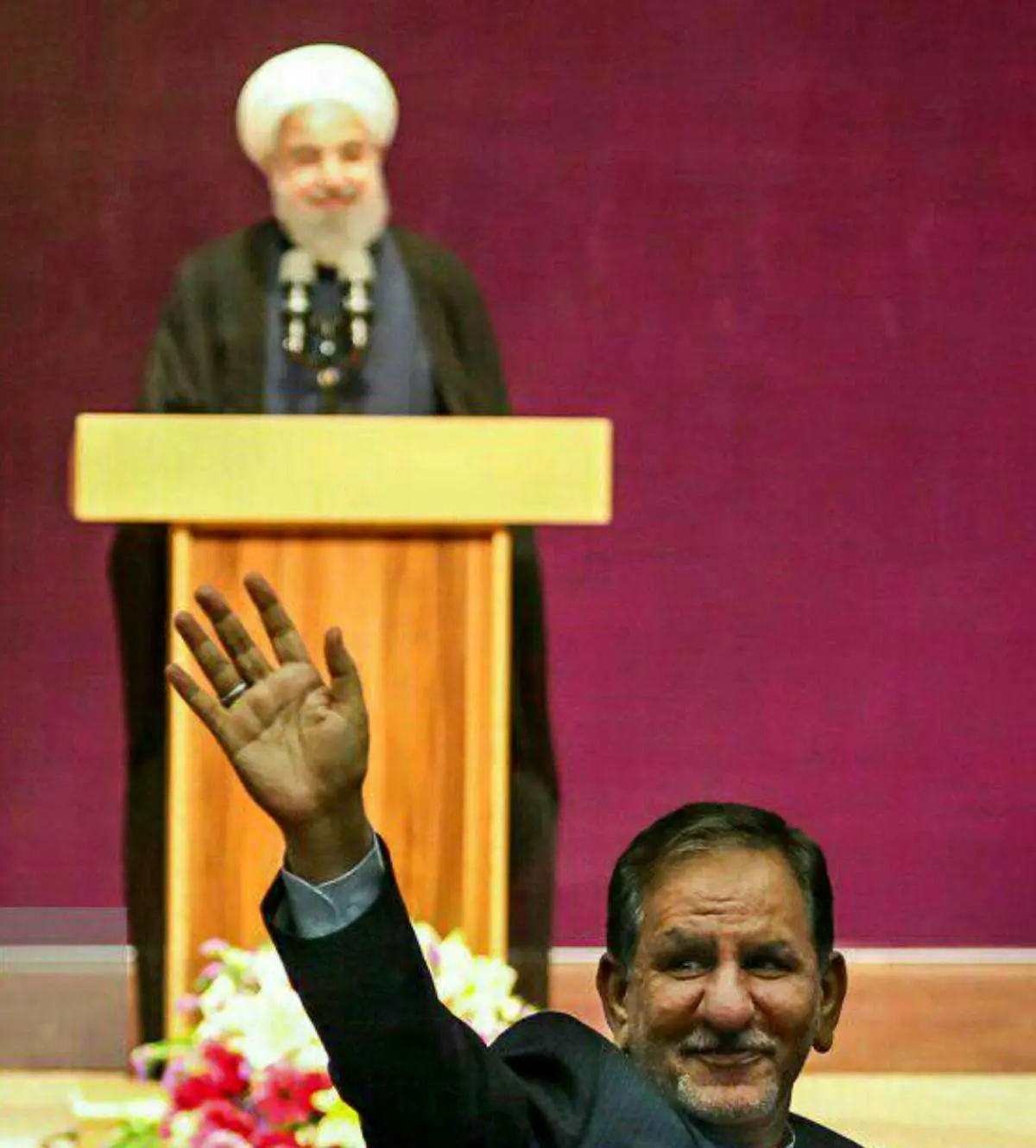 تصویری جالب از روحانی و جهانگیری