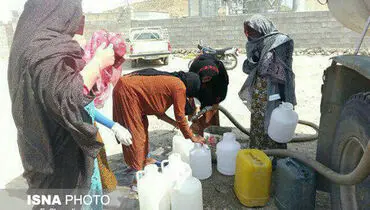 افطاری با آب گل‌آلود /تصاویر