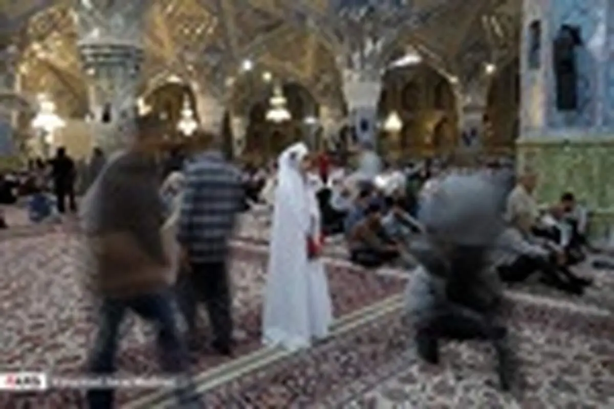 جزءخوانی قرآن کریم در حرم مطهر رضوی
