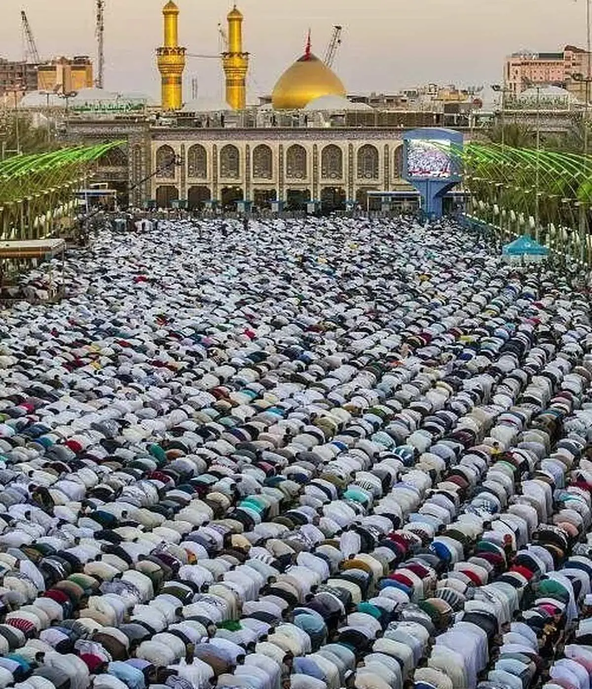 برگزاری نماز عید فطر در بین الحرمین +عکس