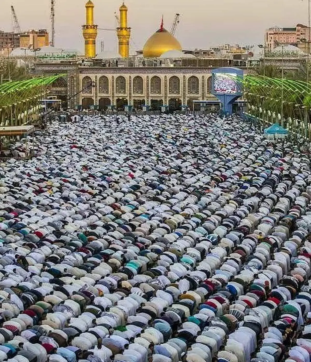 برگزاری نماز عید فطر در بین الحرمین +عکس