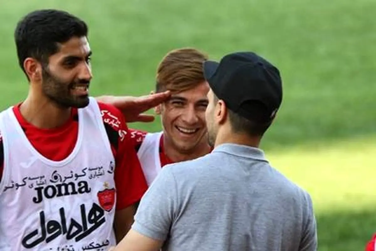 سلام نظامی به تفنگدار پرسپولیس