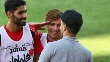 سلام نظامی به تفنگدار پرسپولیس