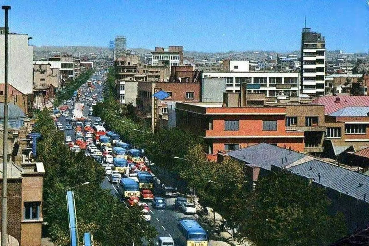 ترافیک سنگین تهران در دهه۴۰