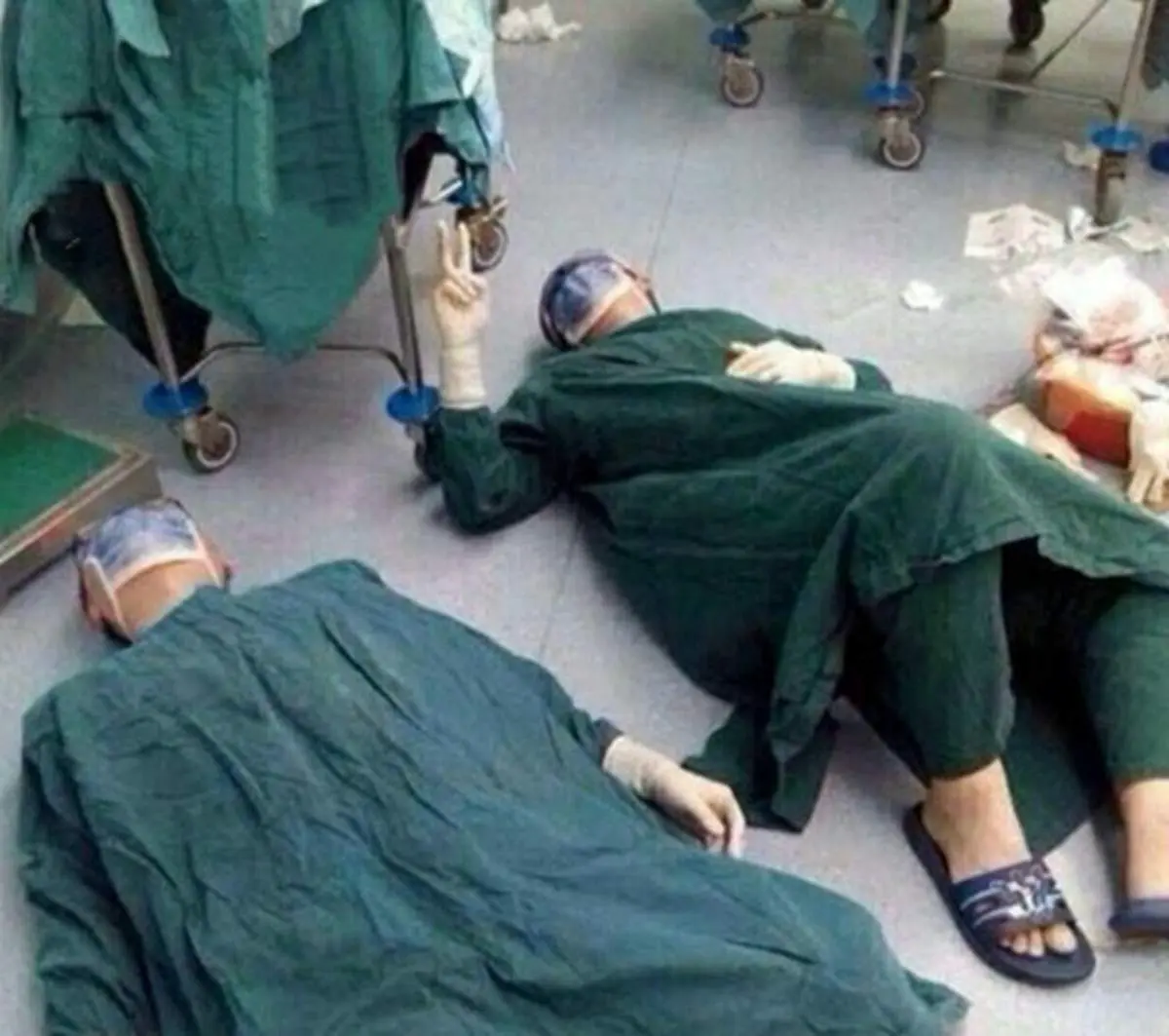 خستگی پس از جراحی ۳۲ ساعته!