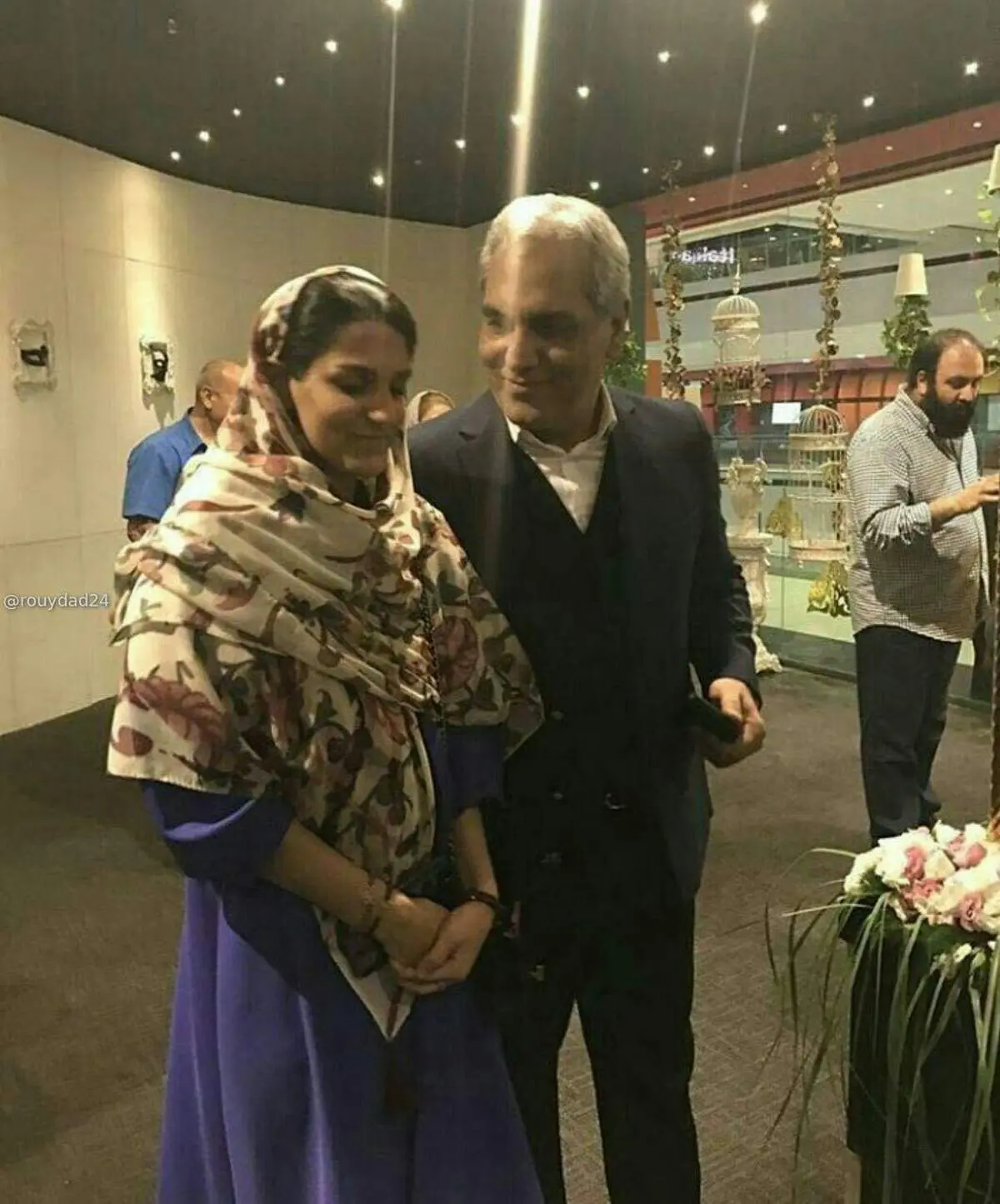 مهران مدیری به همراه دخترش