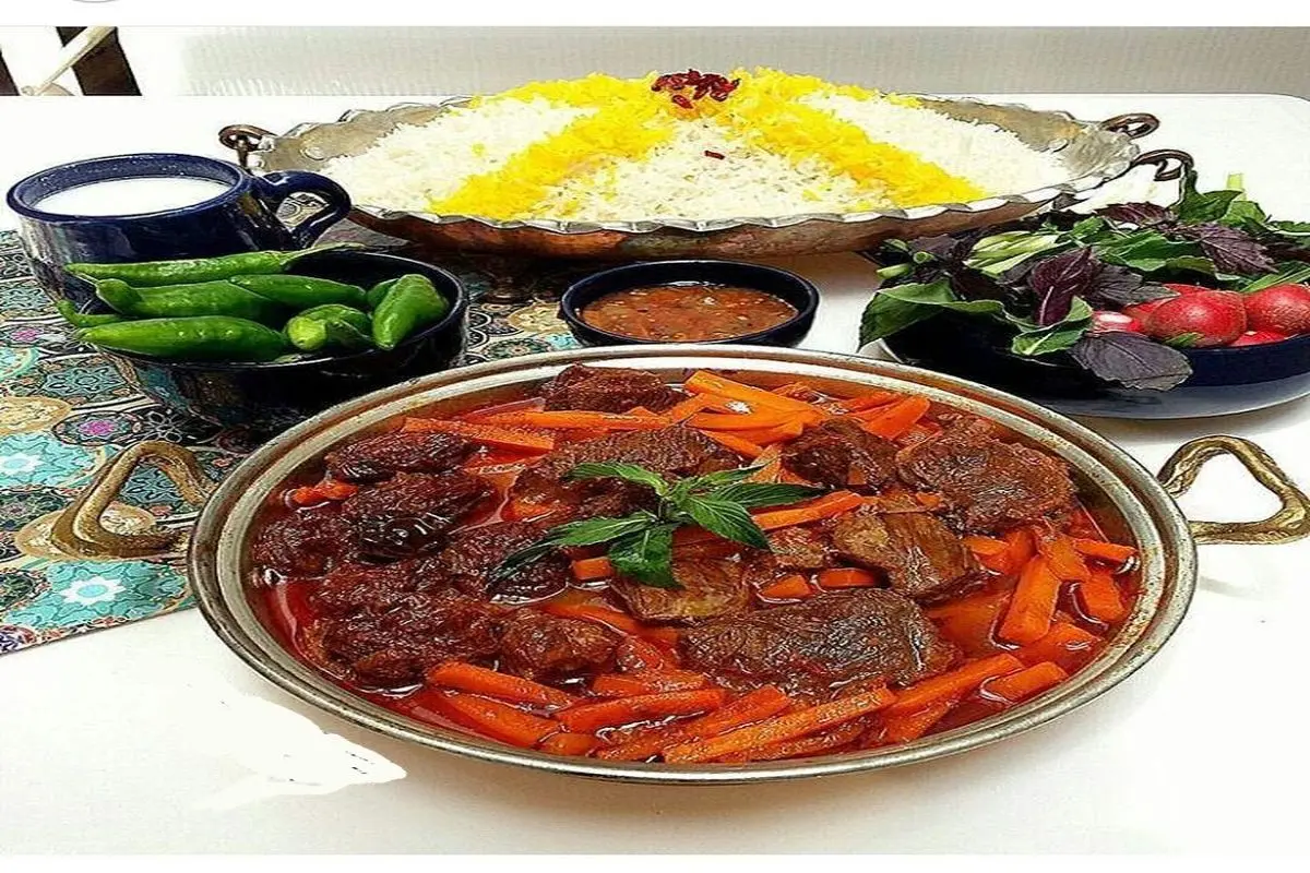 طرز تهیه خورشت هویج تبریزی