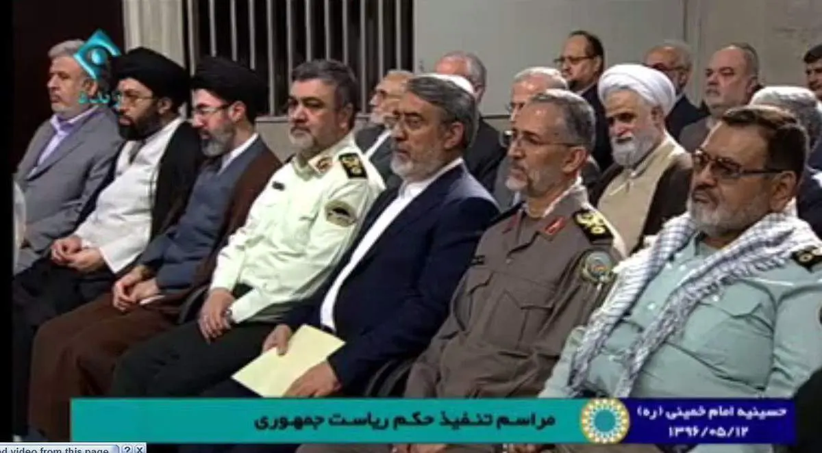 حضور سرلشگر فیروزآبادی و فرزندان رهبر انقلاب در مراسم تنفیذ