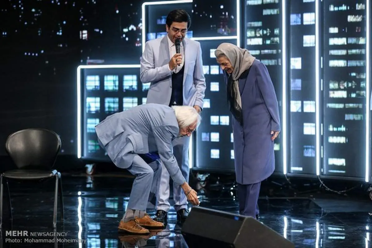 ادای‌احترام جمشیدمشایخی به ژاله‌علو
