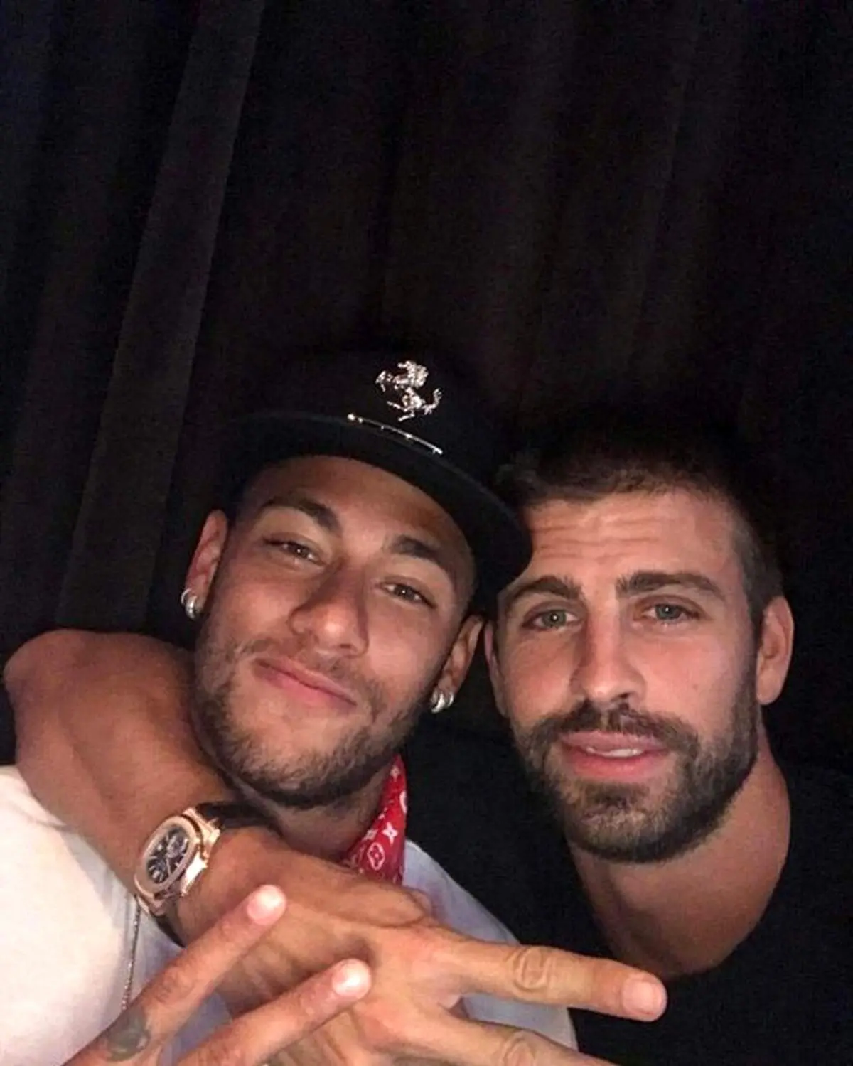 تمسخر پیکه توسط هوادارانPSG!