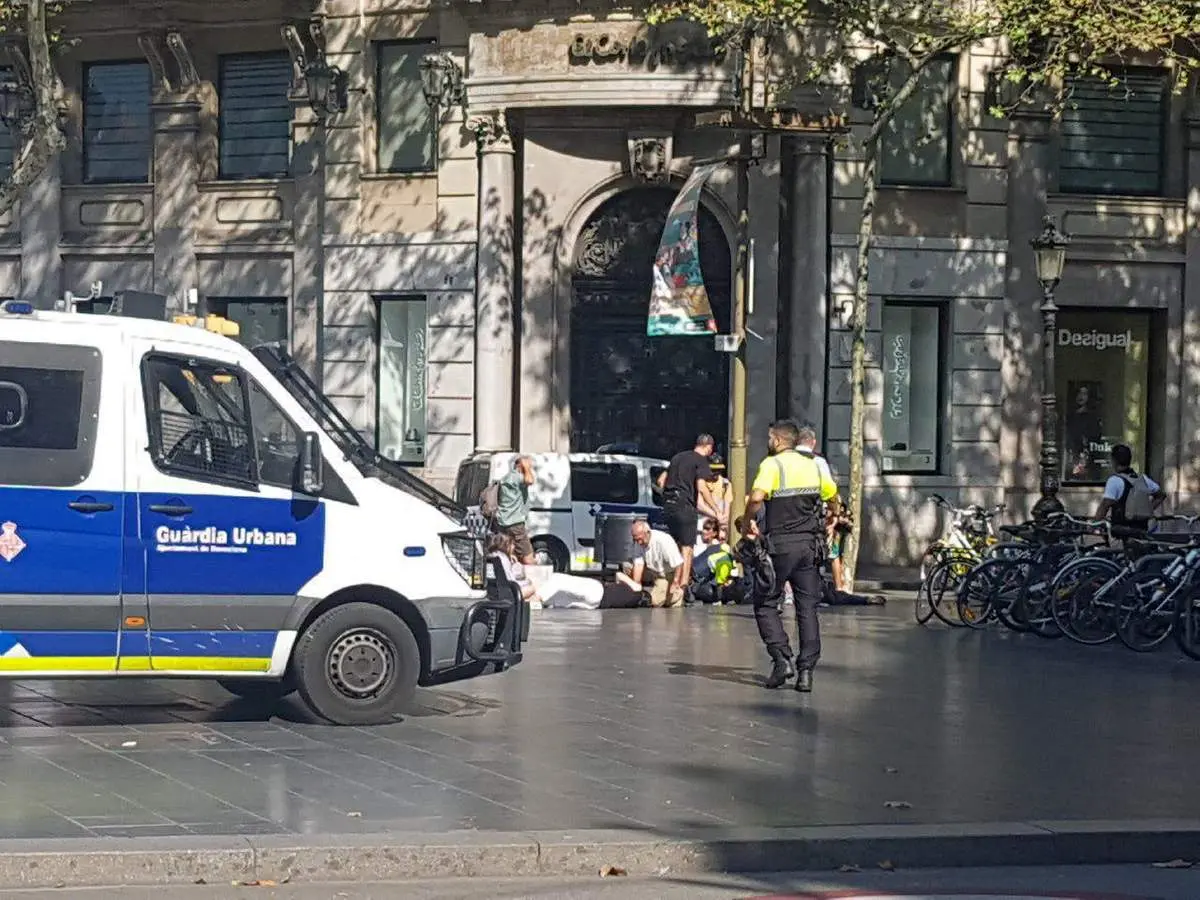 اولين تصوير از حادثه در بارسلون اسپانيا