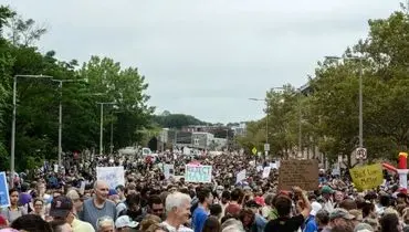 تظاهرات ۴۰ هزار نفری مخالفان نژادپرستی در بوستون