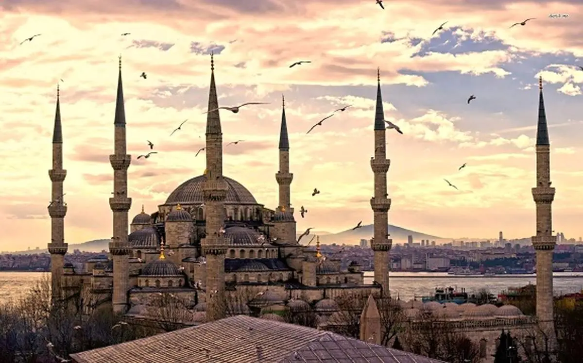 ۲۴۰۰ میلیارد تومان؛ مخارج سال ۲۰۱۶ ایرانیها در استانبول