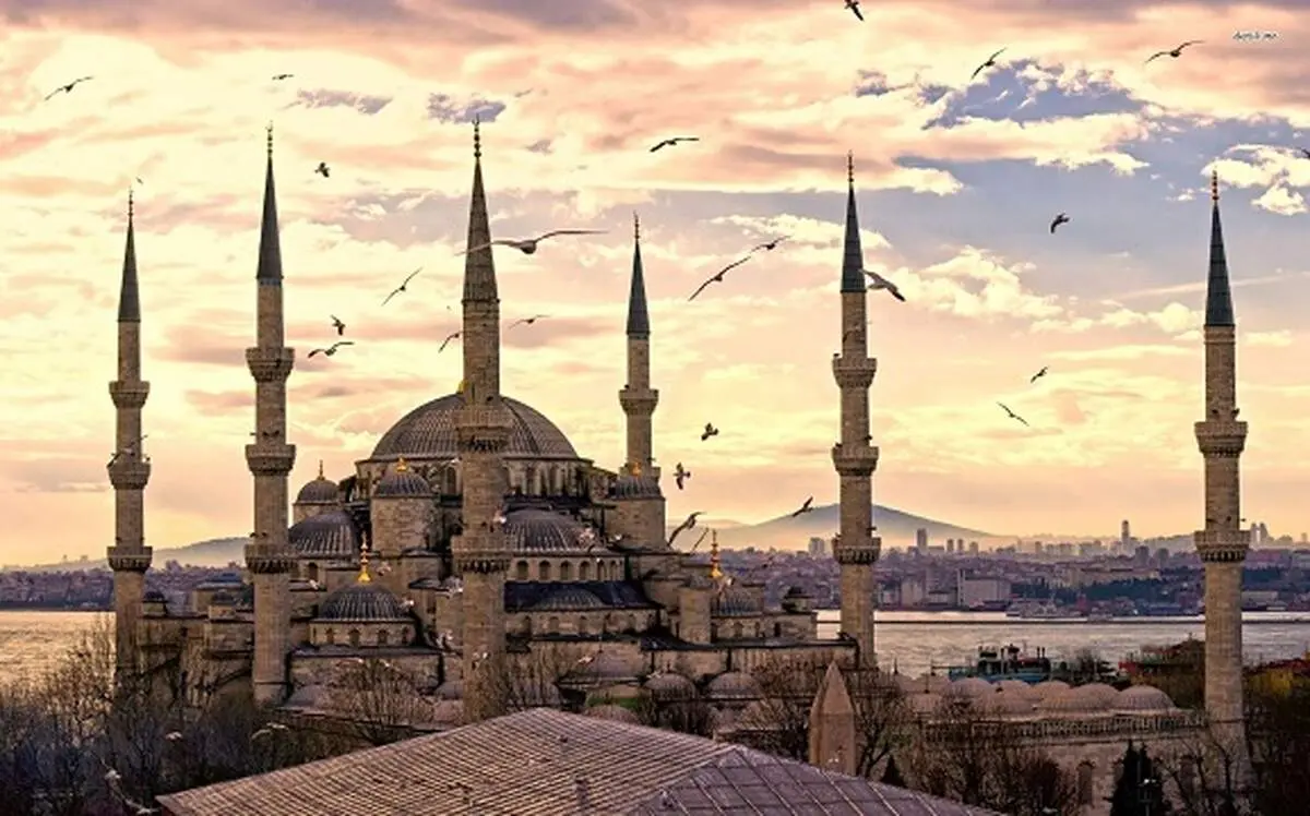 ۲۴۰۰ میلیارد تومان؛ مخارج سال ۲۰۱۶ ایرانی‌ها در استانبول