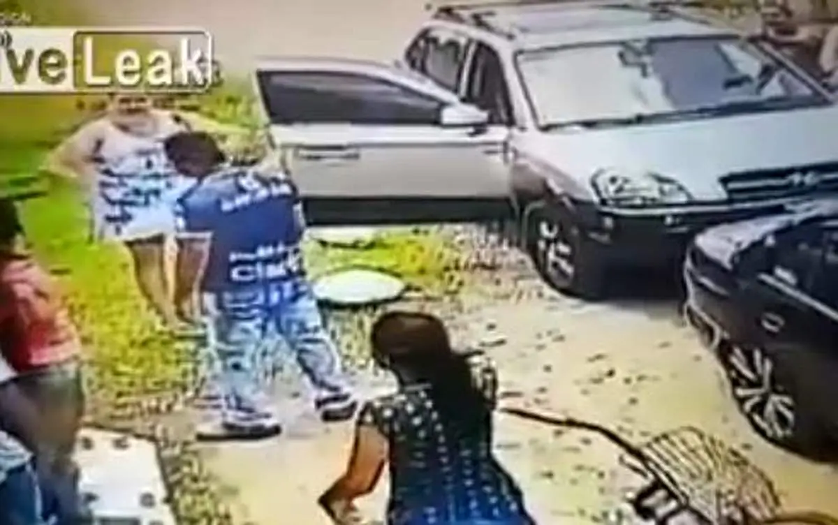 شلیک وحشتناک در اعتراض به کیفیت نان!
