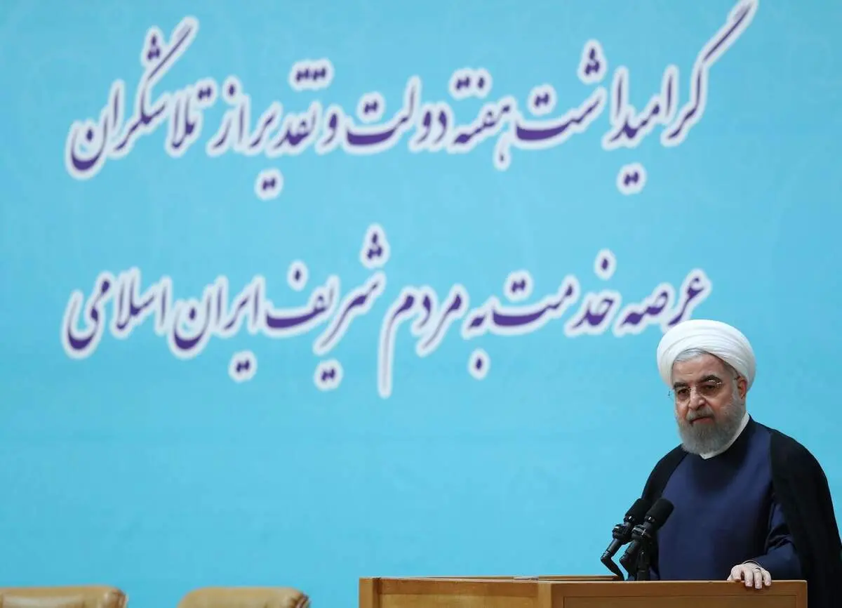 مردم پشت میز ادارات نباید تحقیر و معطل شوند