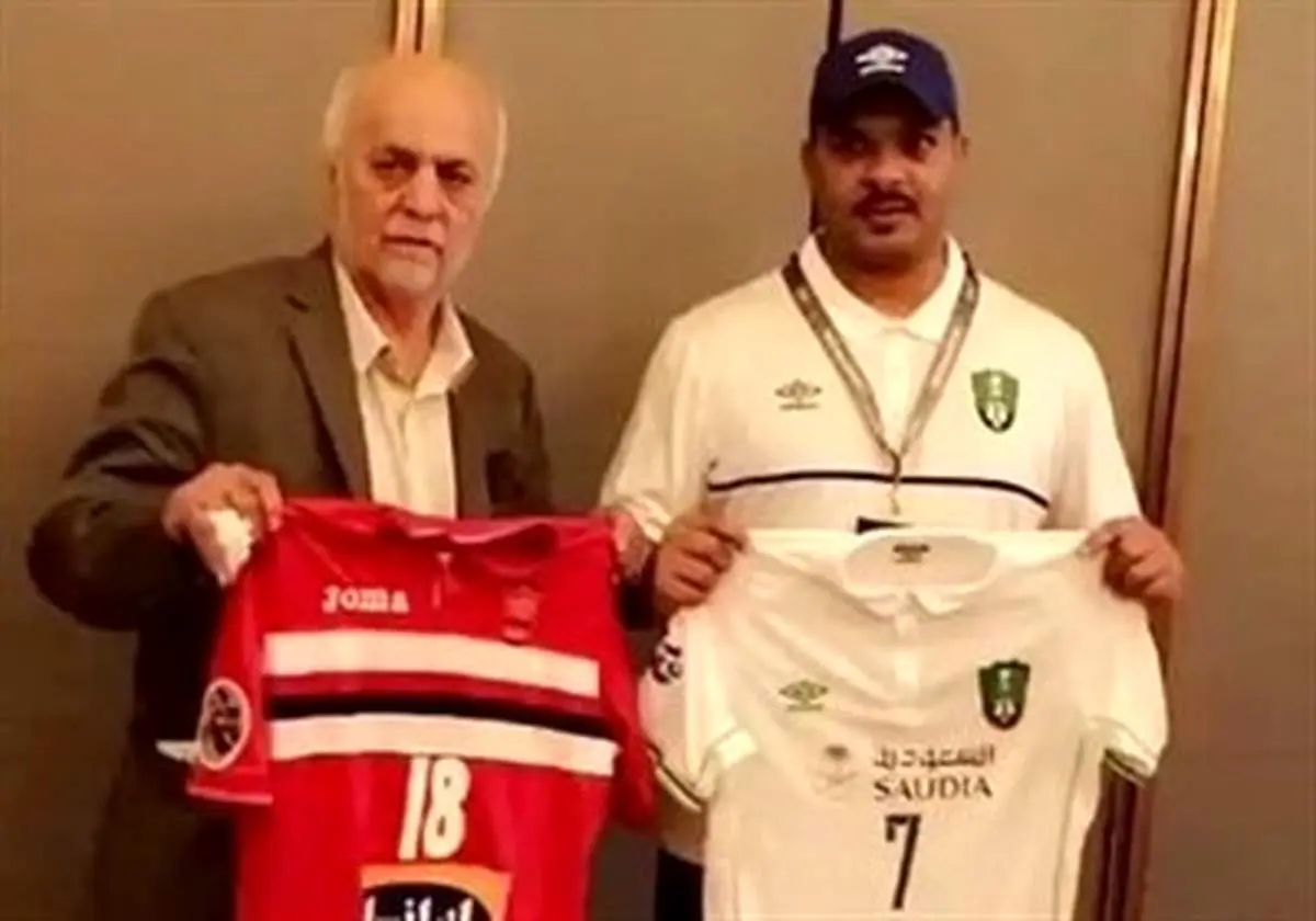 از لباس پرسپولیس و الاهلی رونمایی شد