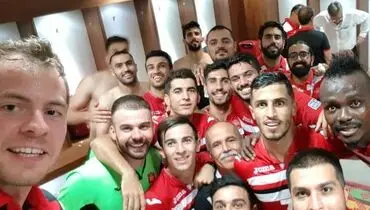 سلفی بازیکنان پرسپولیس بعد از برد در رختکن